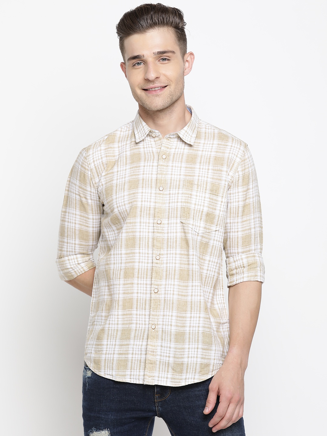 

Pepe Jeans Men Beige & Off-White Regular Fit Checked Casual Shirt