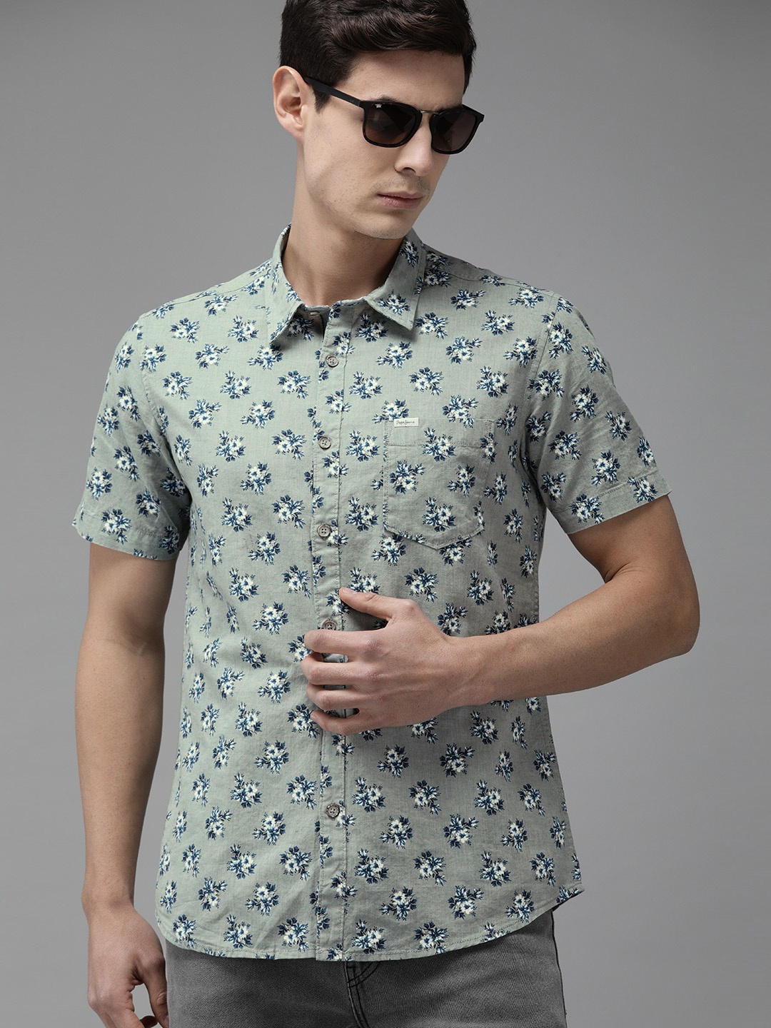 

Pepe Jeans Men Olive Green & Blue Regular Fit Printed Casual Shirt