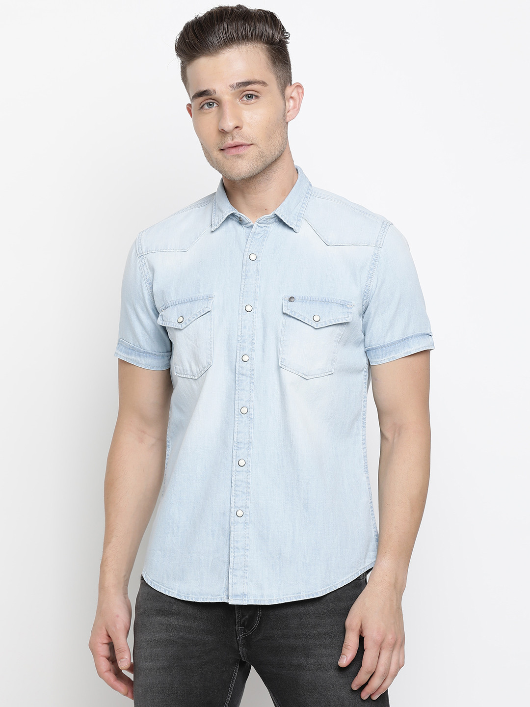 

Pepe Jeans Men Blue Regular Fit Solid Denim Casual Shirt