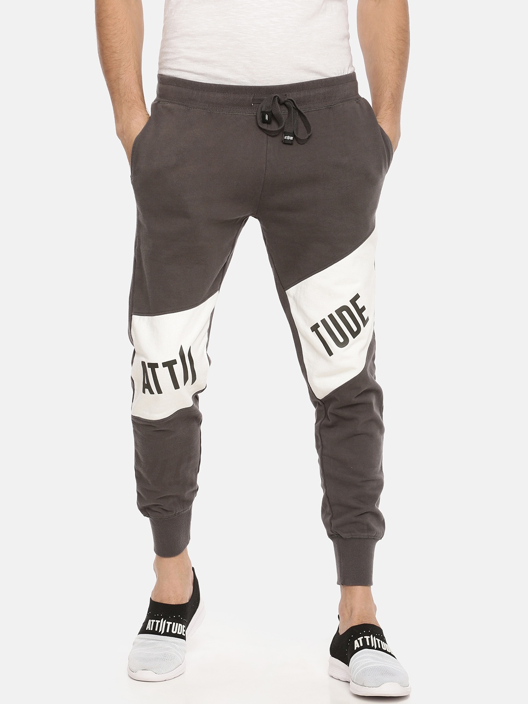 

ATTIITUDE Men Taupe & White Colourblocked Slim Fit Jogger