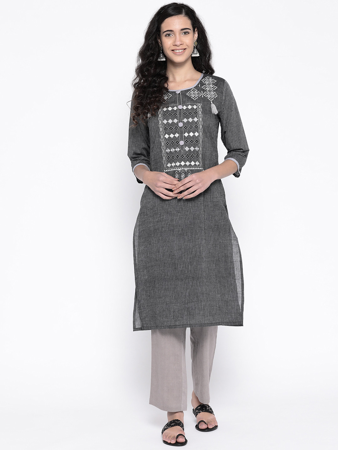 

SILVER STOCK Women Black & Grey Self-Striped Straight Kurta