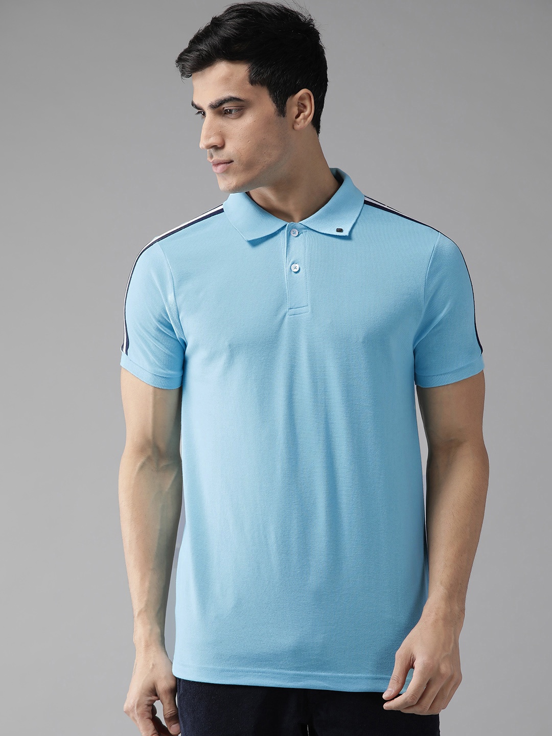 

Hubberholme Men Blue Solid Polo Collar T-shirt