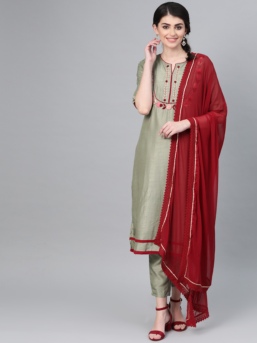 

Ishin Women Green & Maroon Yoke Design Kurta with Trousers & Dupatta