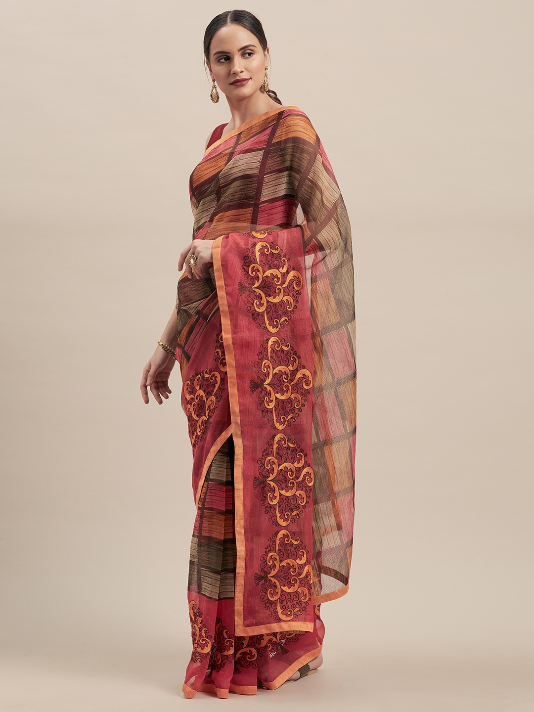 

Shaily Red & Green Cotton Blend Embroidered Saree