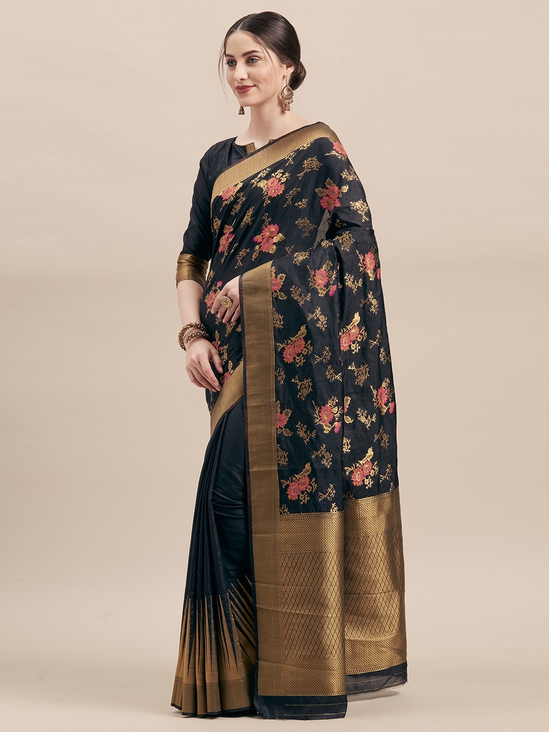 

Shaily Black & Gold-Toned Woven Design Saree