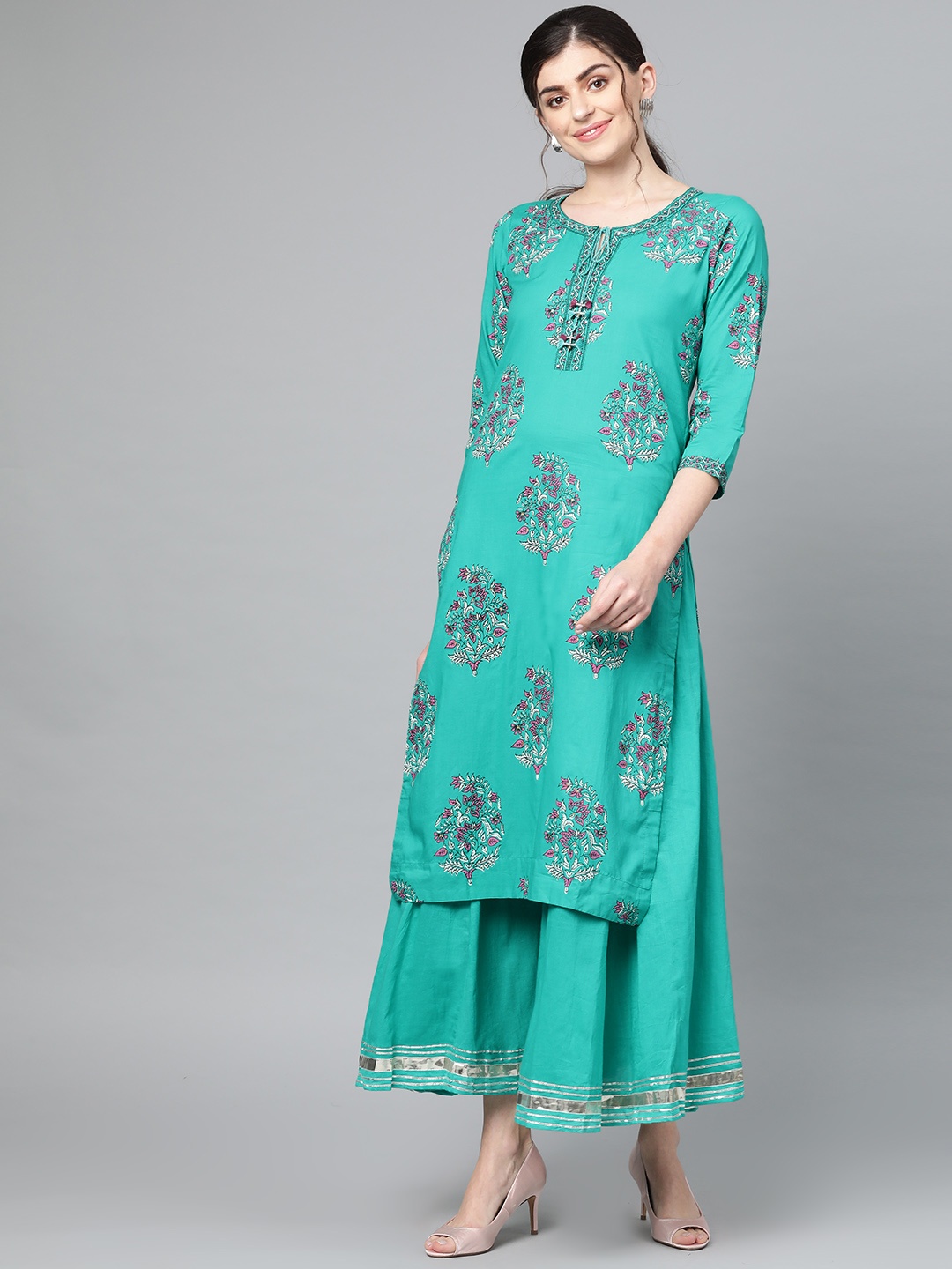 

Ishin Women Green & Pink Block Print Kurta with Palazzos