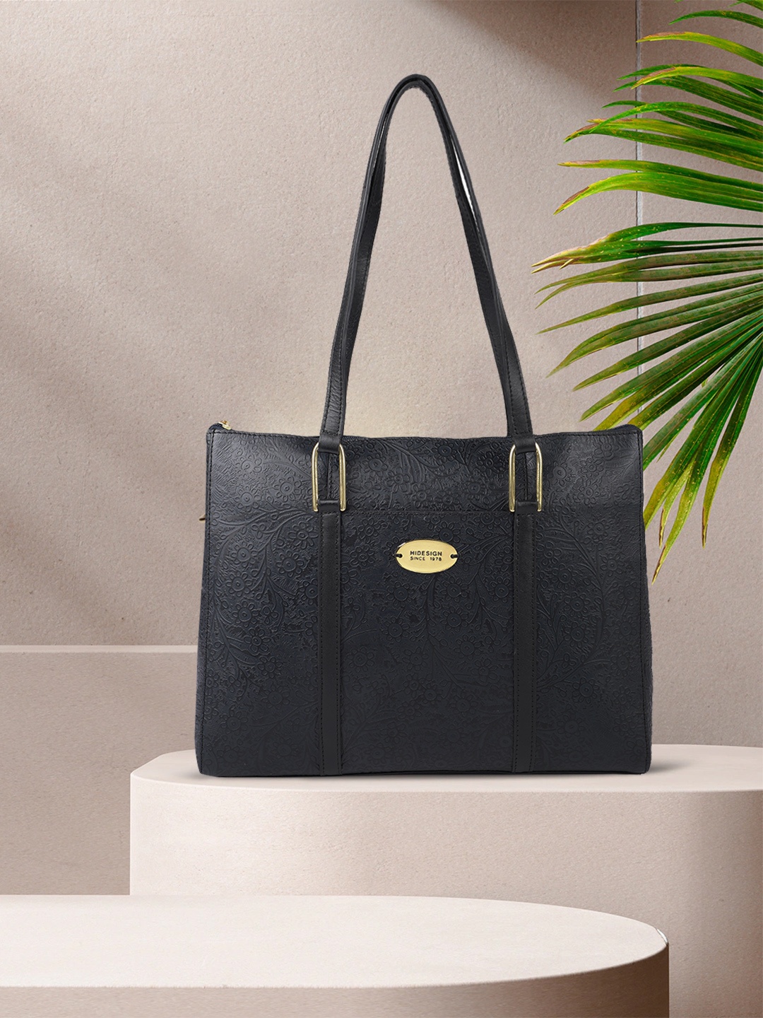 

Hidesign Blue Textured Leather Shoulder Bag