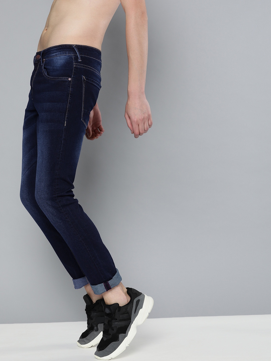 

HERE&NOW Men Blue Skinny Fit Mid-Rise Clean Look Stretchable Jeans