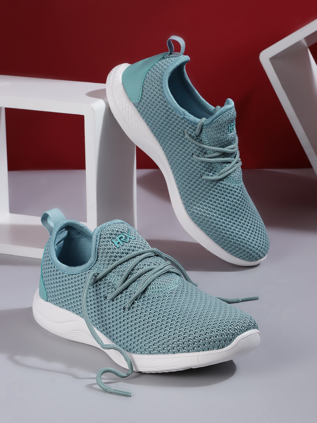 

HRX by Hrithik Roshan Women Blue Flowlite Athleisure Shoe