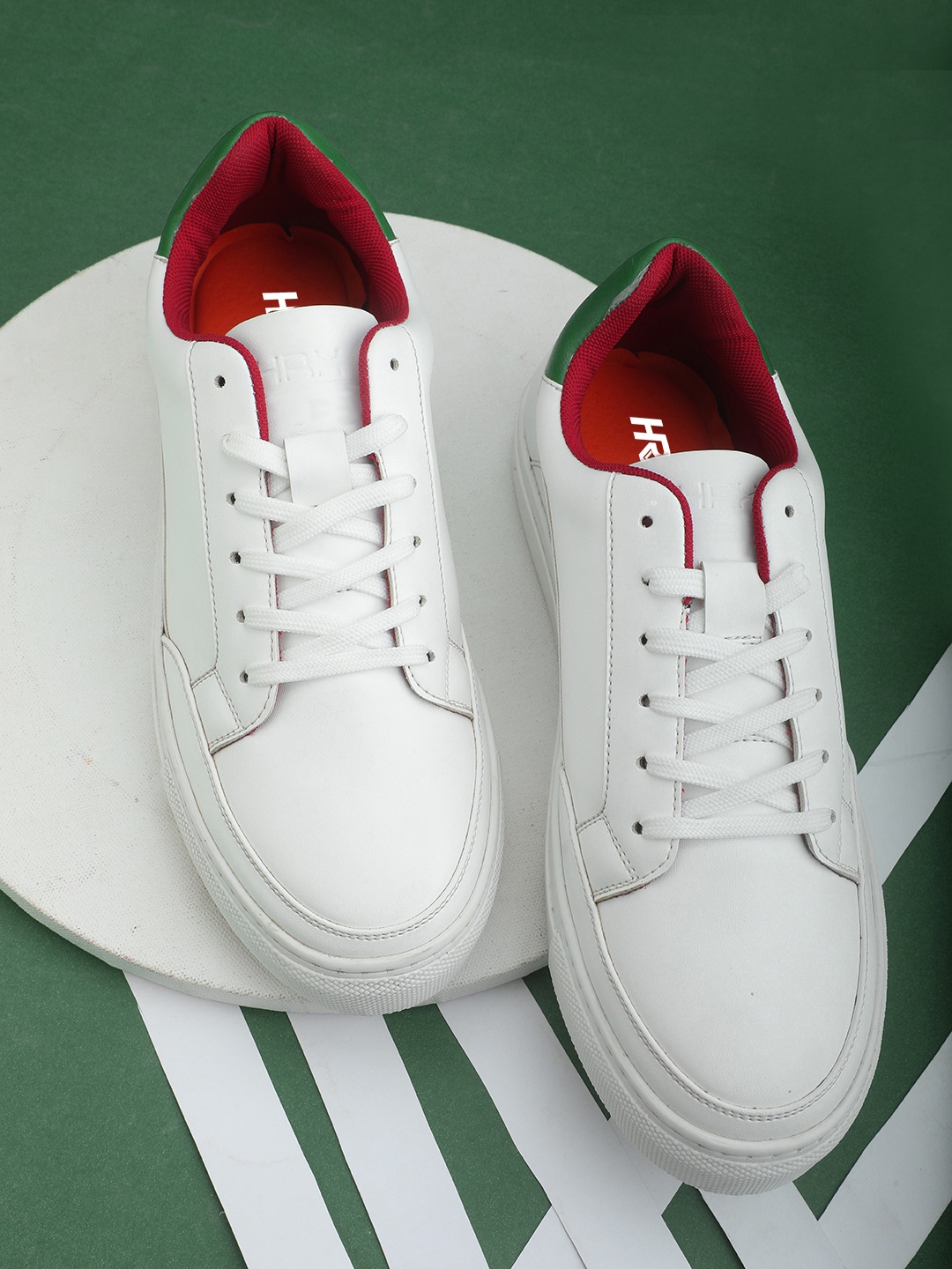 

HRX by Hrithik Roshan Men White Solid Gamescape Sneakers