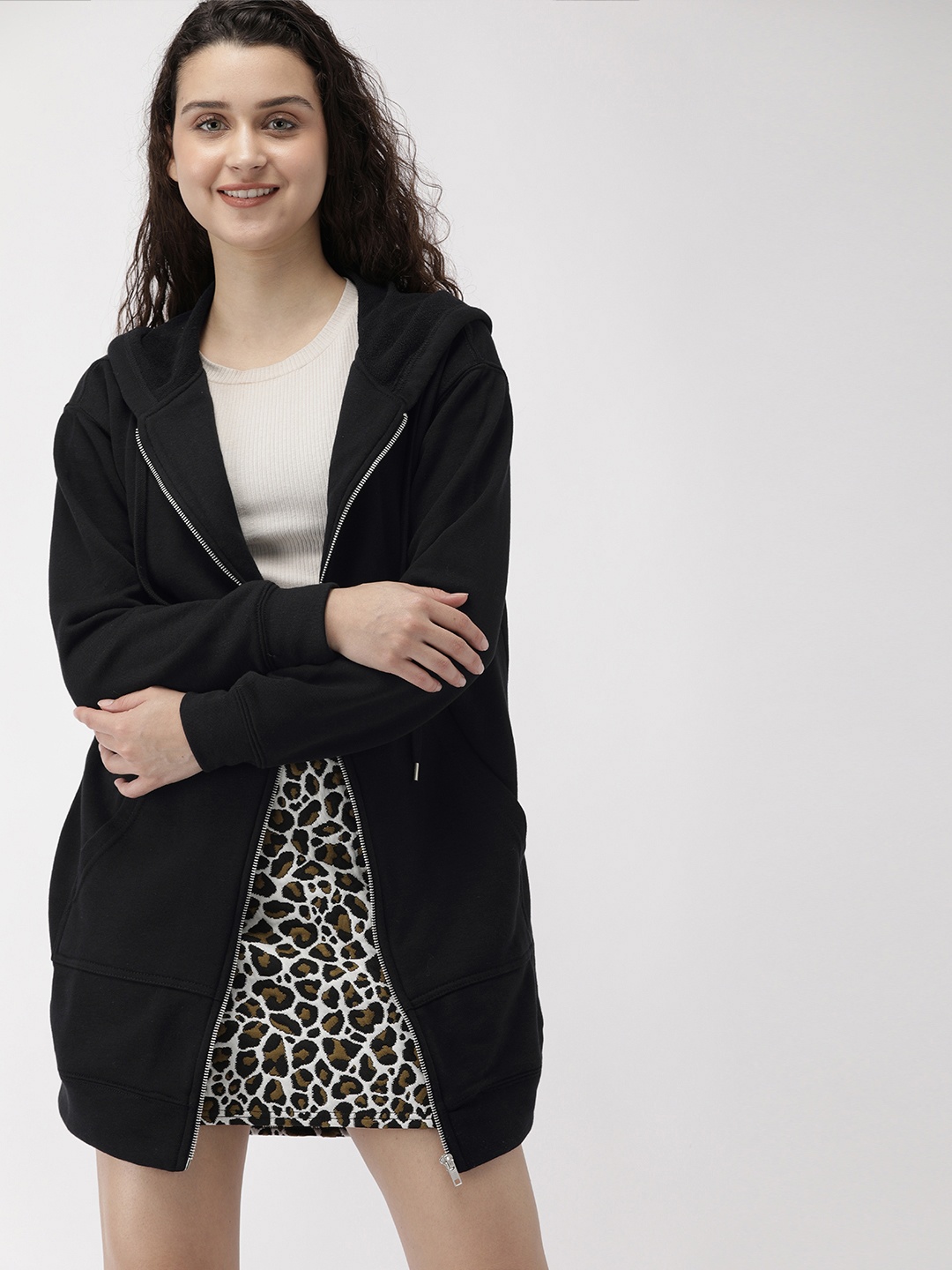 

FOREVER 21 Women Black Solid Hooded Sweatshirt