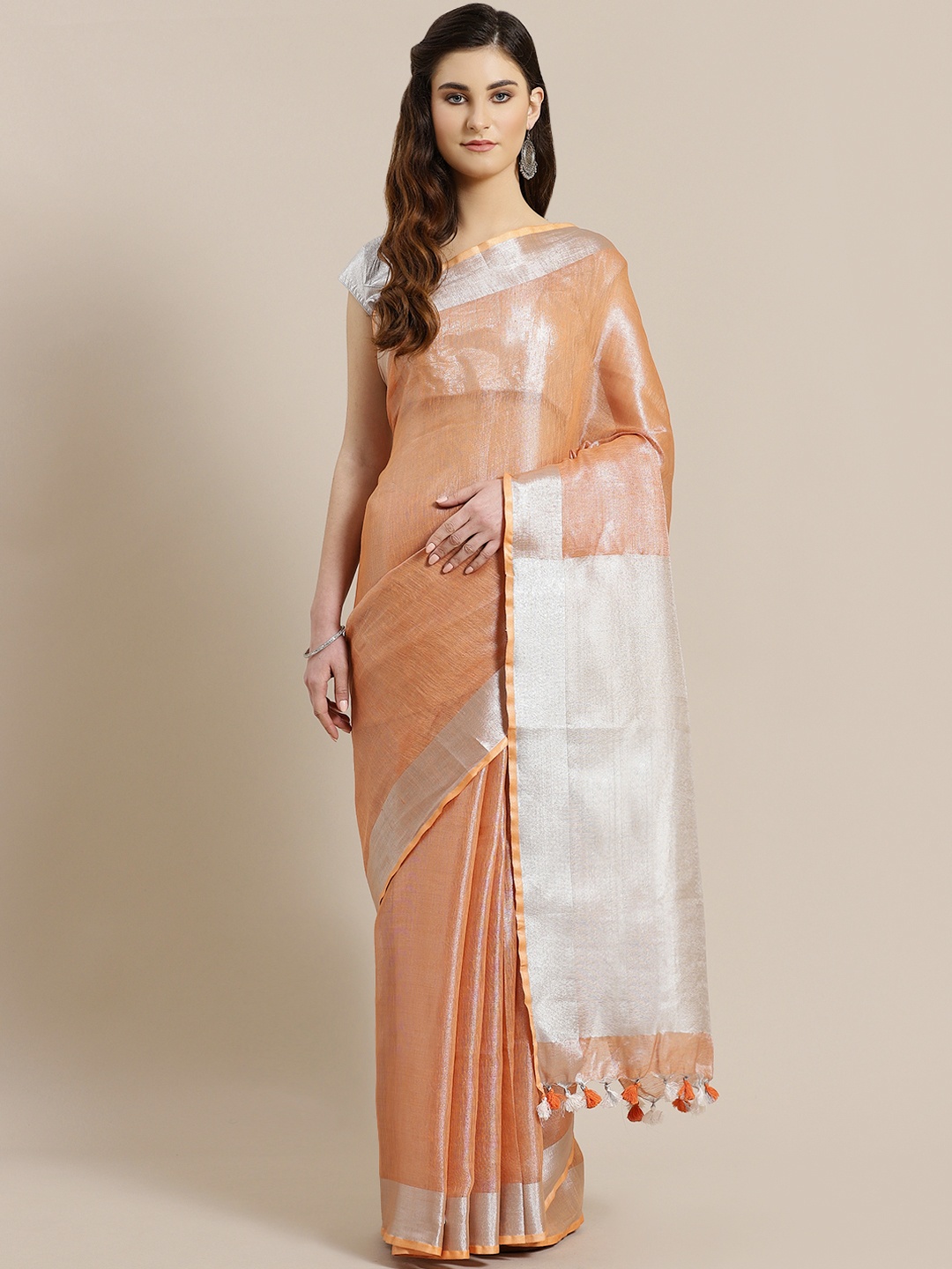 

Kalakari India Peach-Coloured & Silver Dual-Tone Handwoven Sustainable Saree