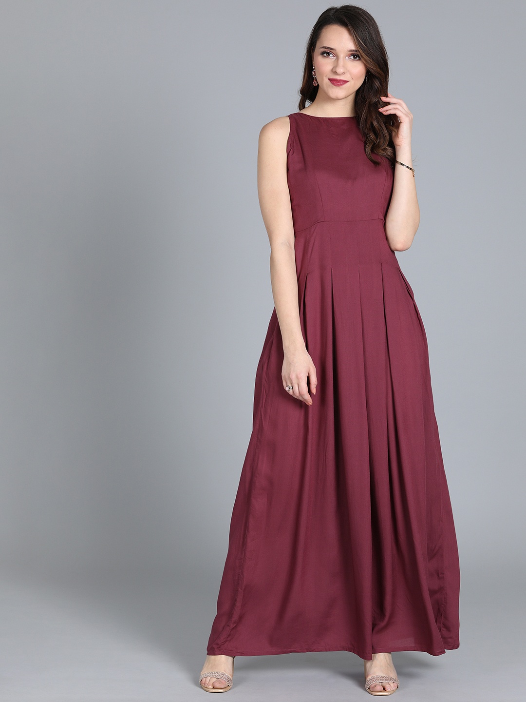 

Ethnovog Burgundy TENCEL Halter Neck Gown