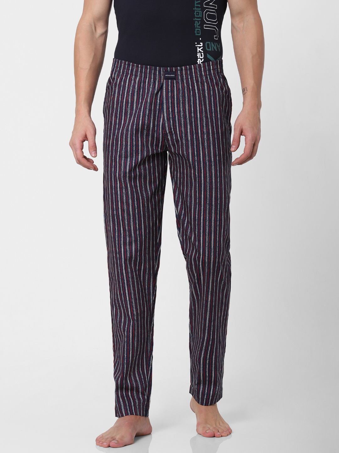 

Jack & Jones Men Green & Yellow Camouflage Printed Lounge Pants, Navy blue