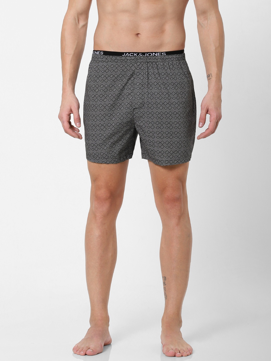 

Jack & Jones Men Black & White Printed Pure Cotton Boxers 2114463001