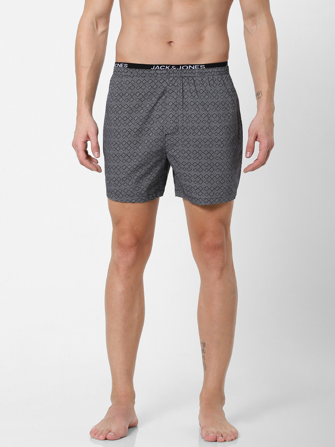 

Jack & Jones Men Black & White Printed Pure Cotton Boxers 2114456001