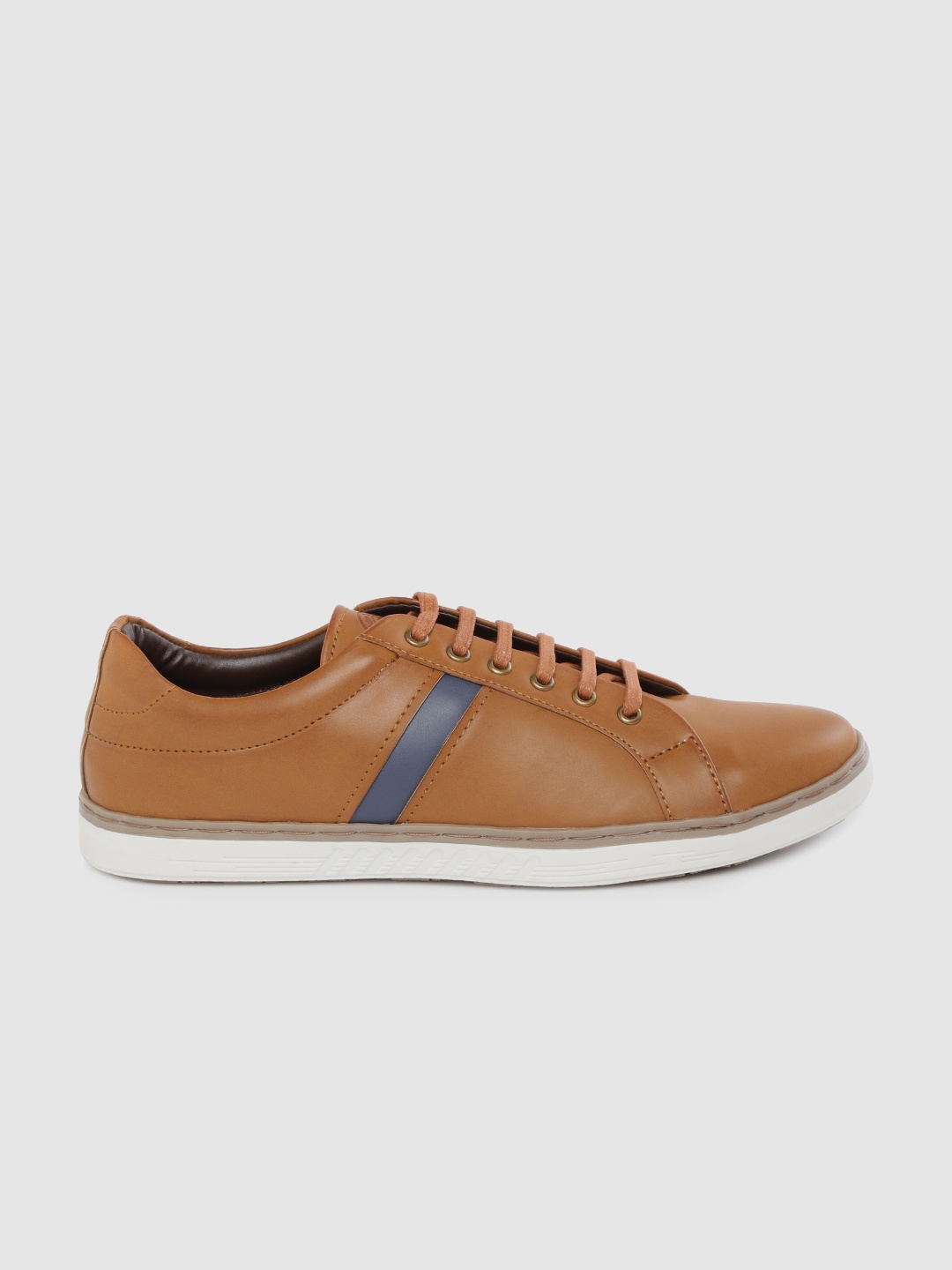 

Roadster Men Tan Brown & Navy Solid Sneakers