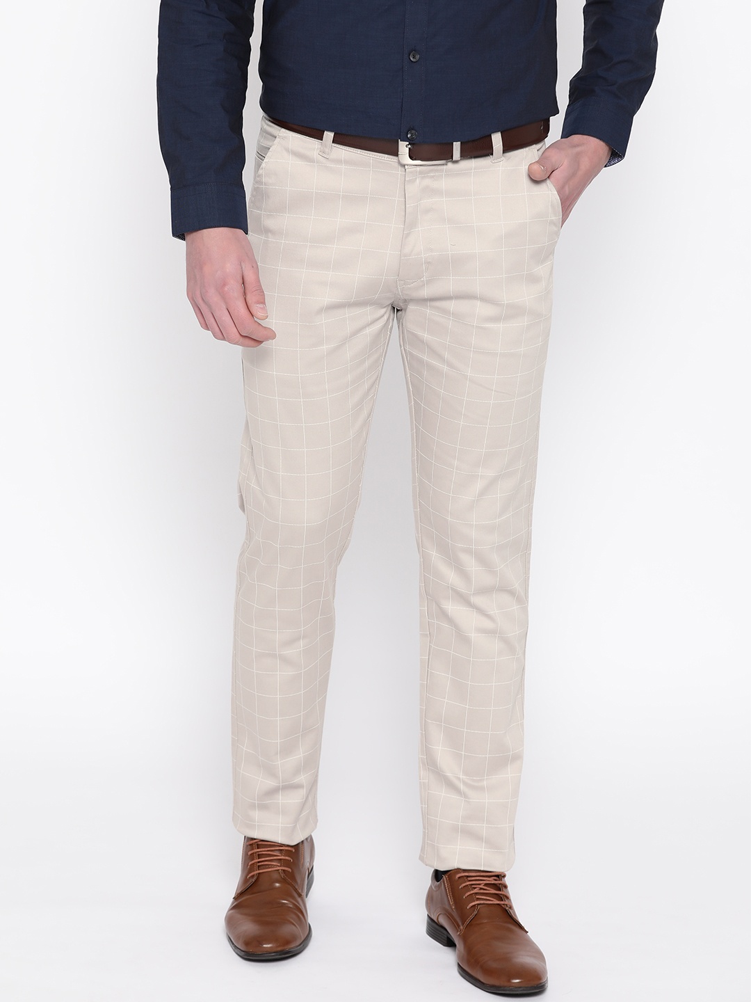 

Hancock Men Beige & White Slim Fit Checked Formal Trousers
