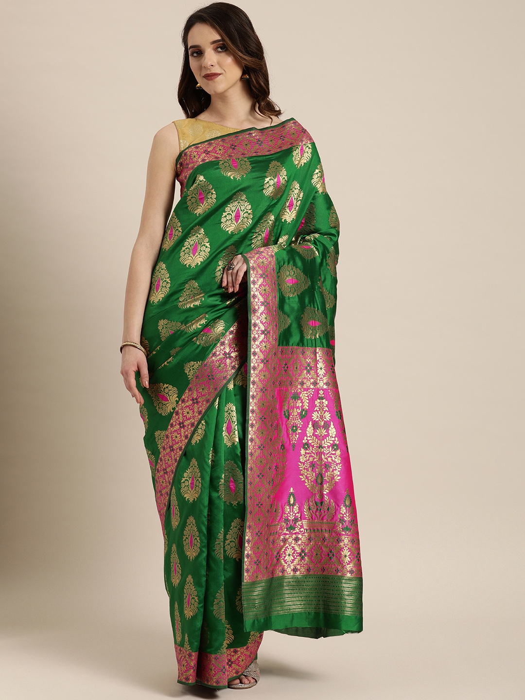 

VASTRANAND Green & Gold-Toned Silk Blend Woven Design Banarasi Saree
