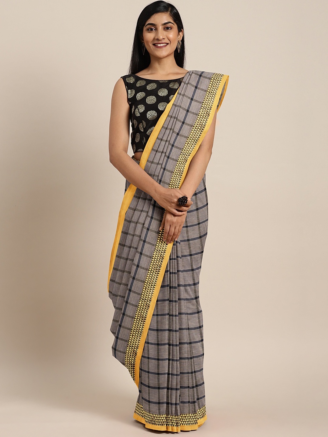 

Pavechas Grey & Black Pure Cotton Checked Venkatgiri Saree