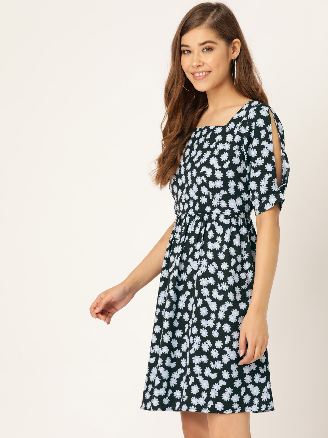 

DressBerry Women Black & Blue Floral Print A-Line Dress