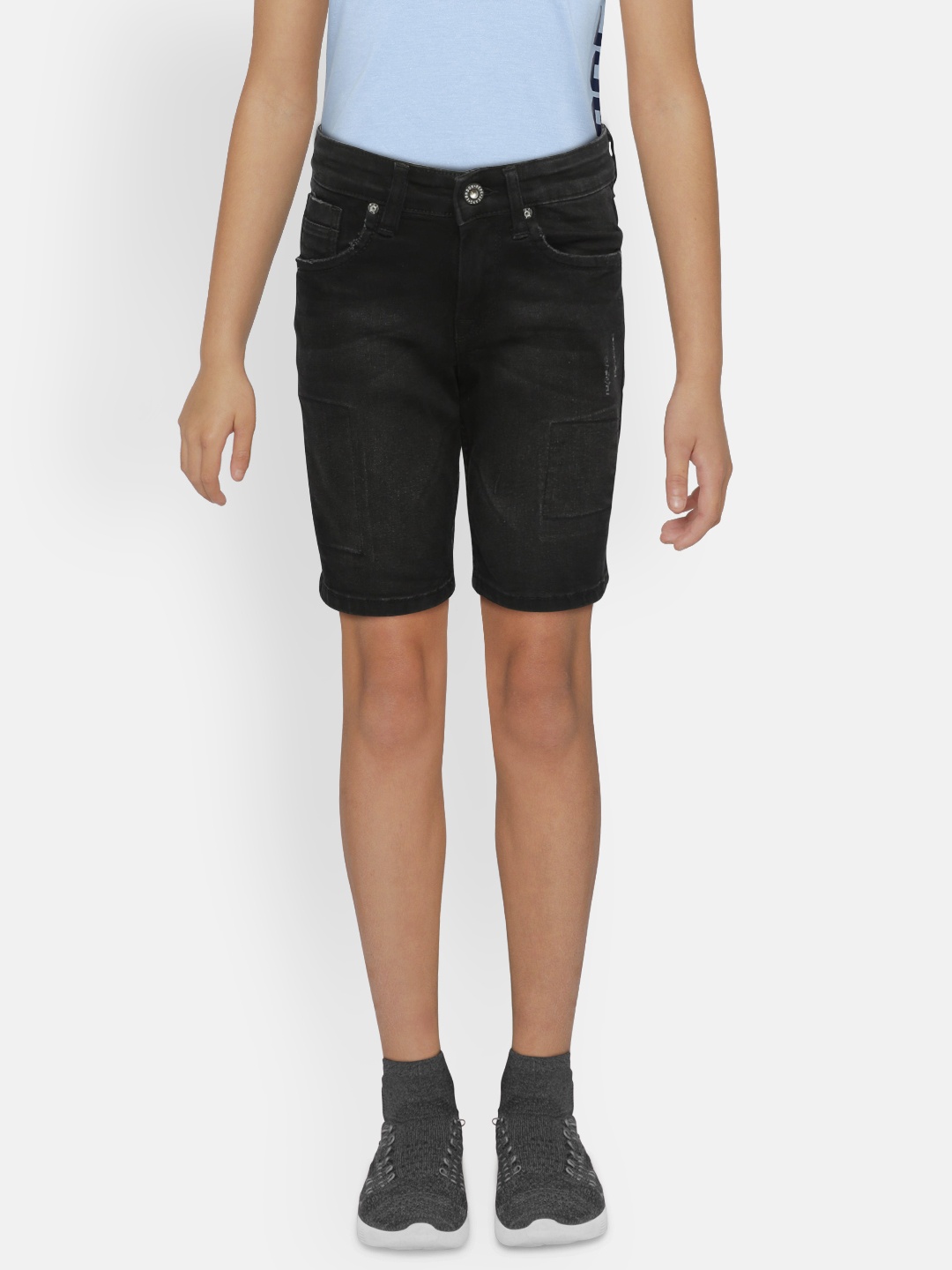 

Pepe Jeans Boys Black Solid Regular Fit BOB Denim Shorts