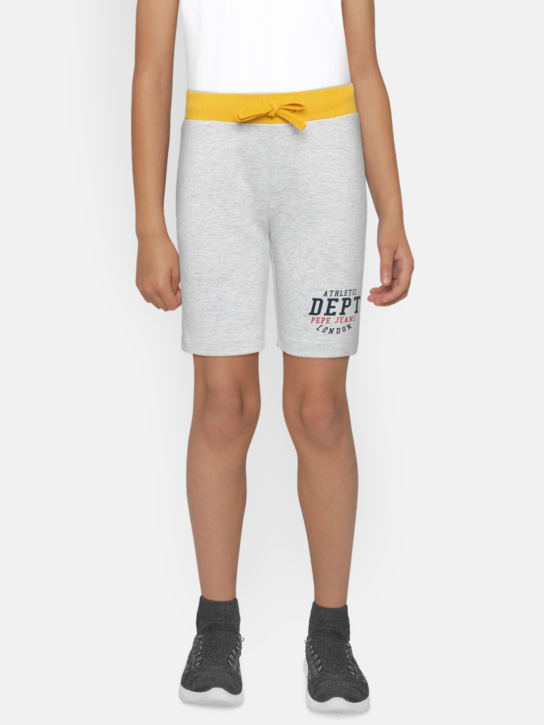 

Pepe Jeans Boys Grey Melange Solid Regular Fit Shorts