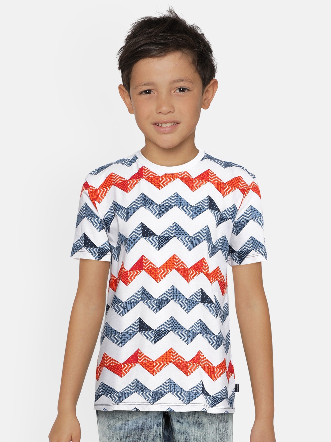 

Pepe Jeans Boys White Blue Printed Round Neck Pure Cotton T-shirt