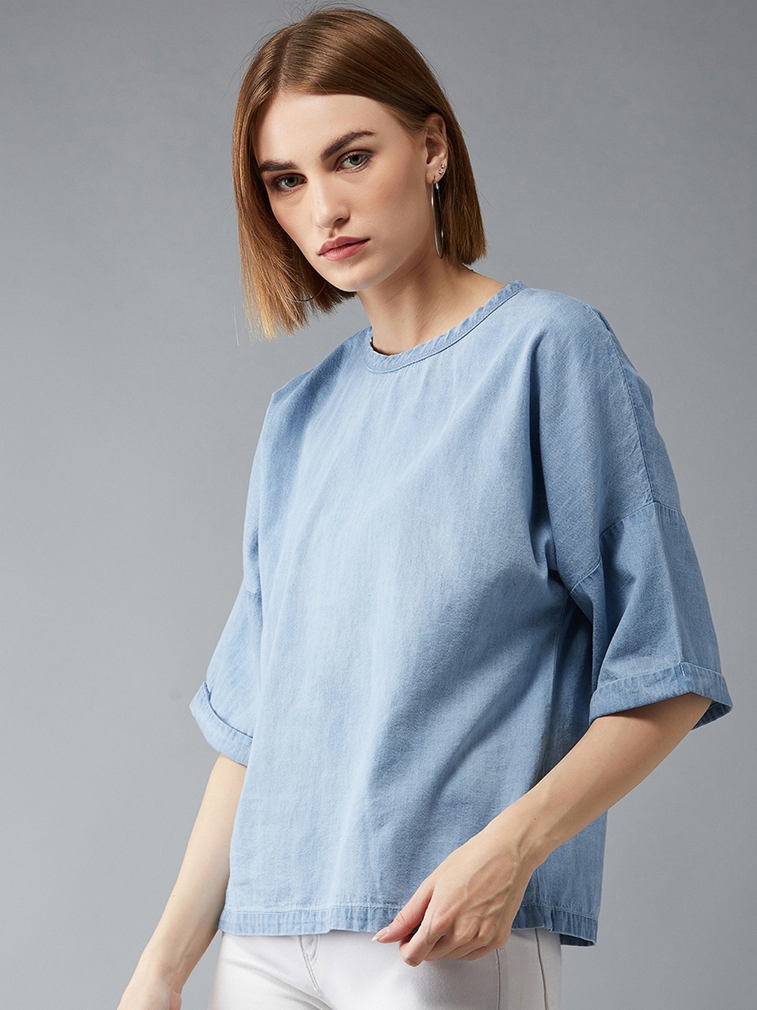 

DOLCE CRUDO Women Blue Solid Boxy Denim Top