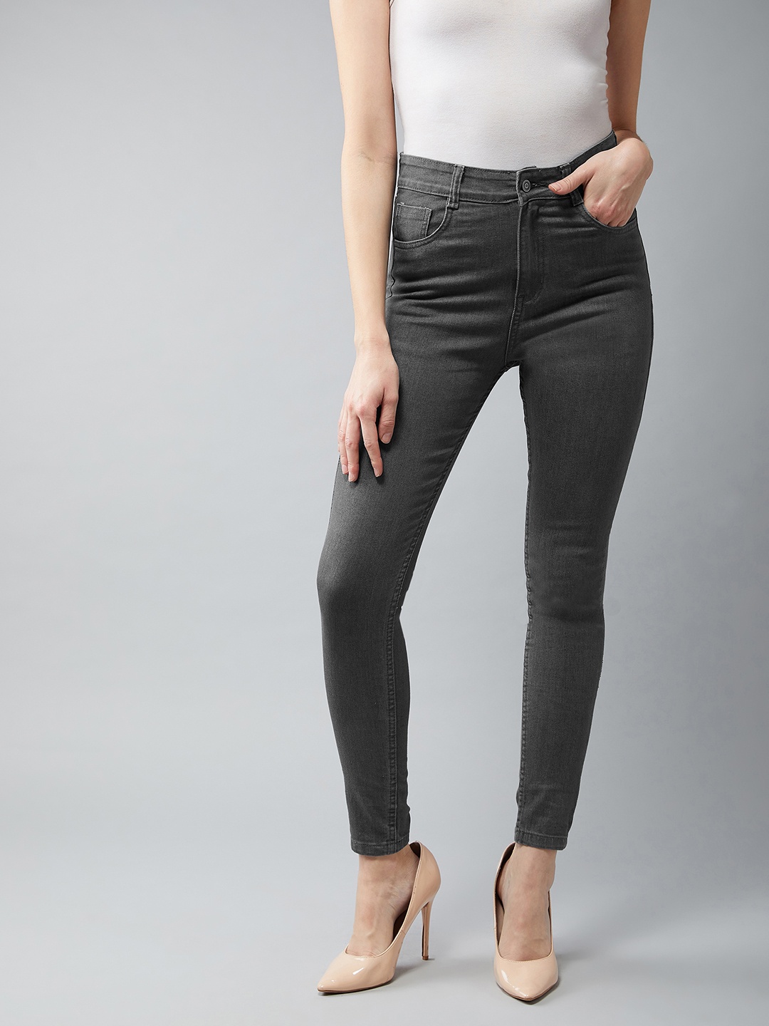 

DOLCE CRUDO Women Grey Super Skinny Fit Mid-Rise Clean Look Stretchable Jeans