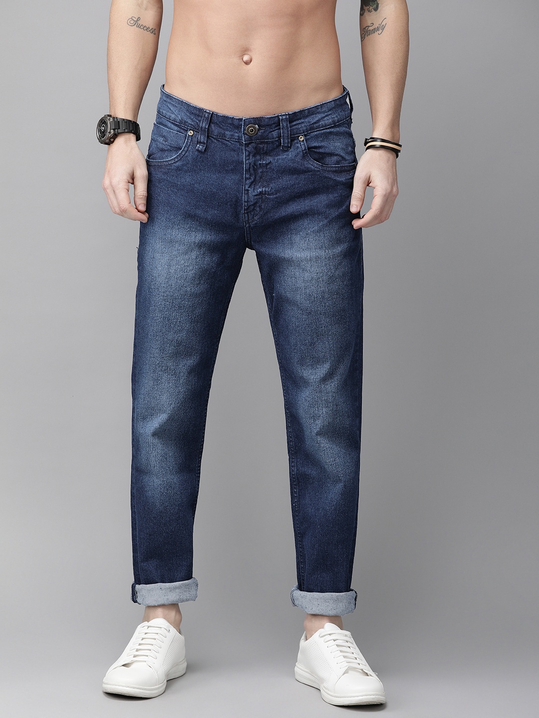 

Roadster Men Blue Slim Tapered Fit Mid-Rise Clean Look Stretchable Jeans