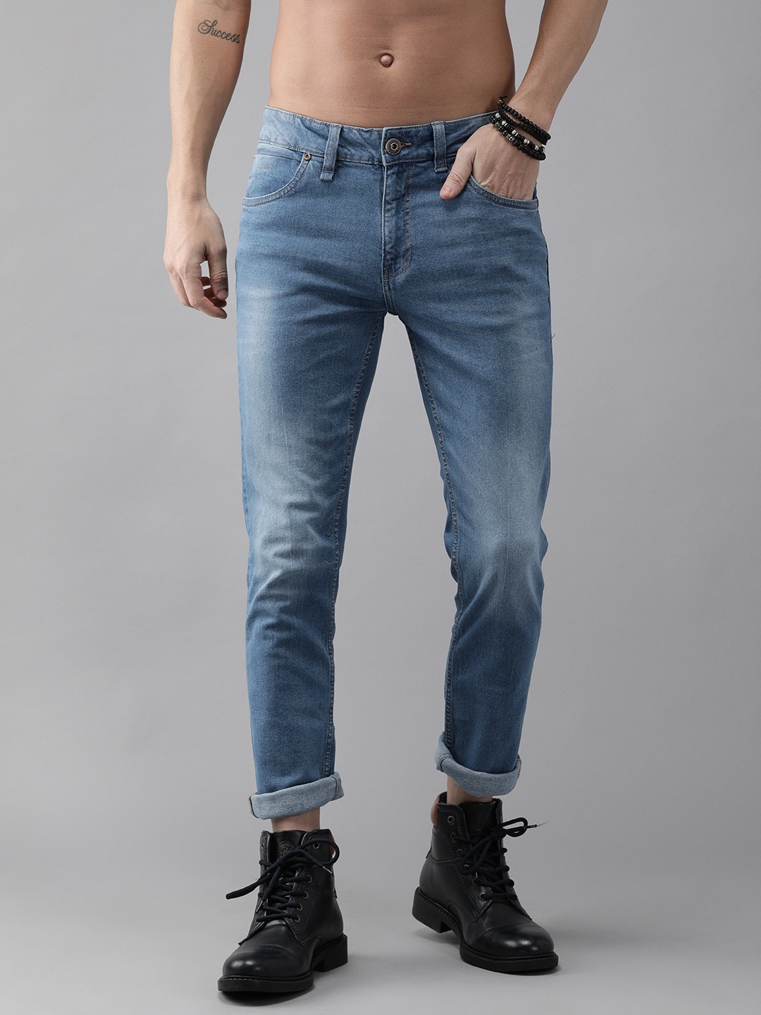 

Roadster Men Blue Skinny Fit Mid-Rise Clean Look Stretchable Reduced Water Jeans