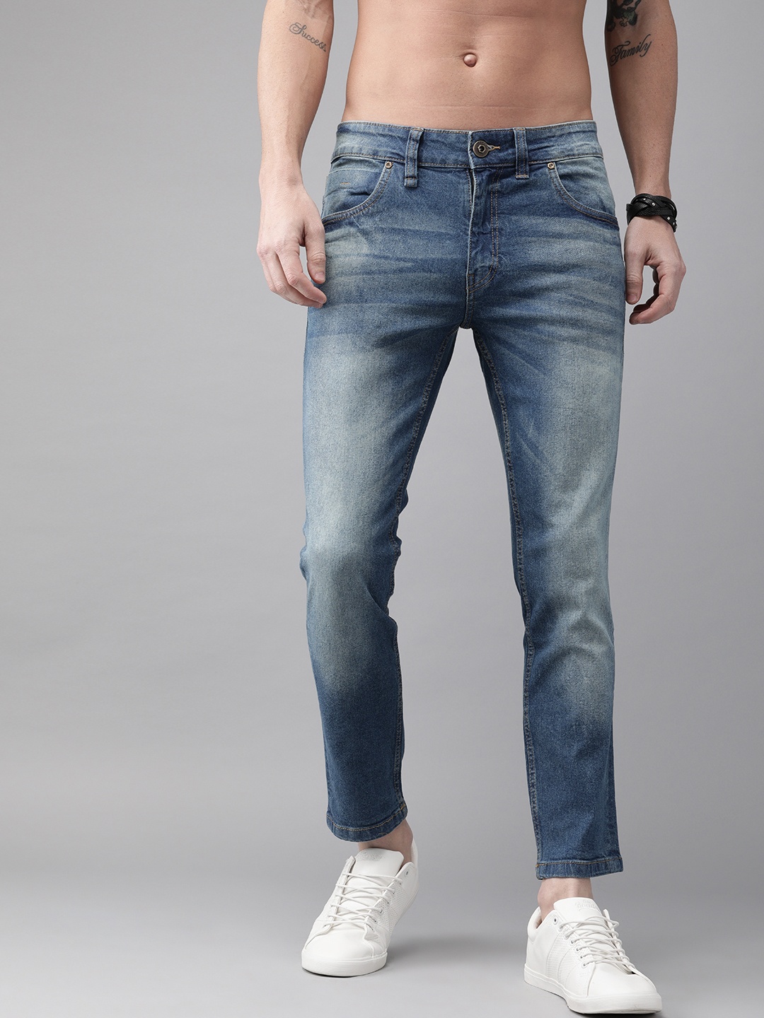 

Roadster Men Blue Skinny Fit Mid-Rise Clean Look Stretchable Cropped Jeans