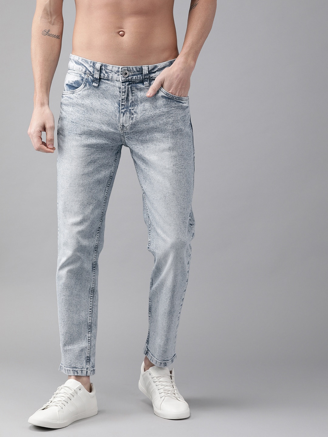 

Roadster Men Blue Slim Tapered Fit Mid-Rise Clean Look Stretchable Acid Wash Cropped Jeans