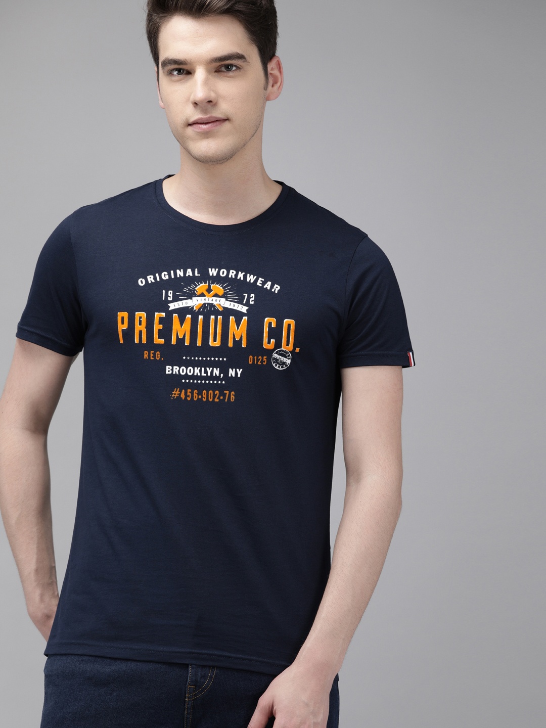 

THE BEAR HOUSE Men Navy Blue Printed Round Neck Slim Fit Pure Cotton T-shirt