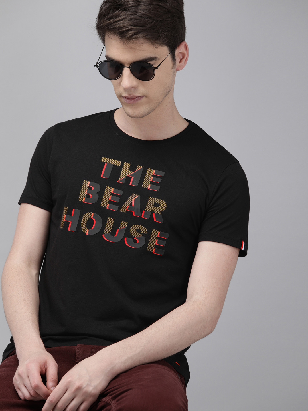 

THE BEAR HOUSE Men Black Printed Round Neck Slim Fit T-shirt