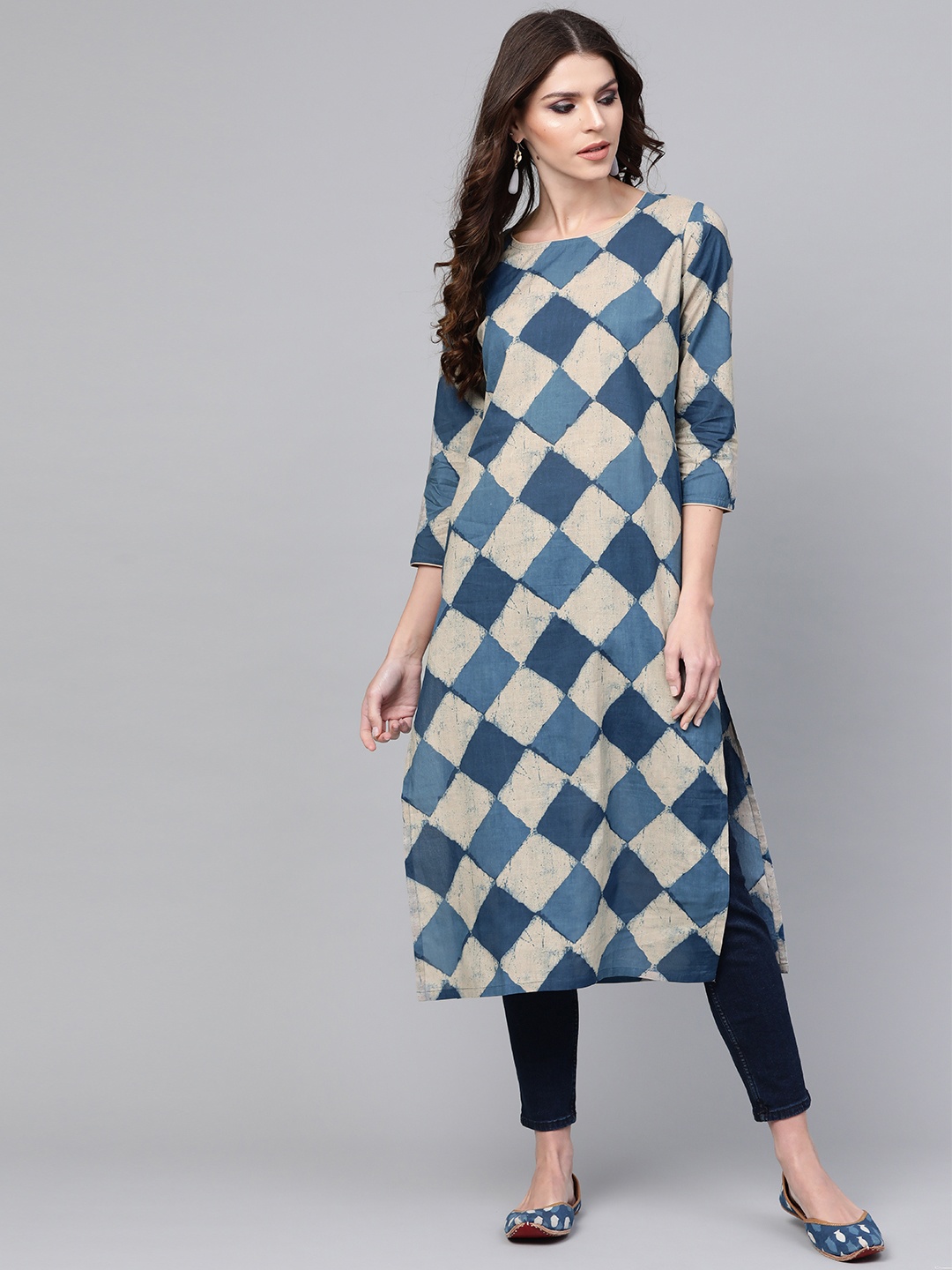 

AHIKA Women Blue & Grey Printed Straight Kurta