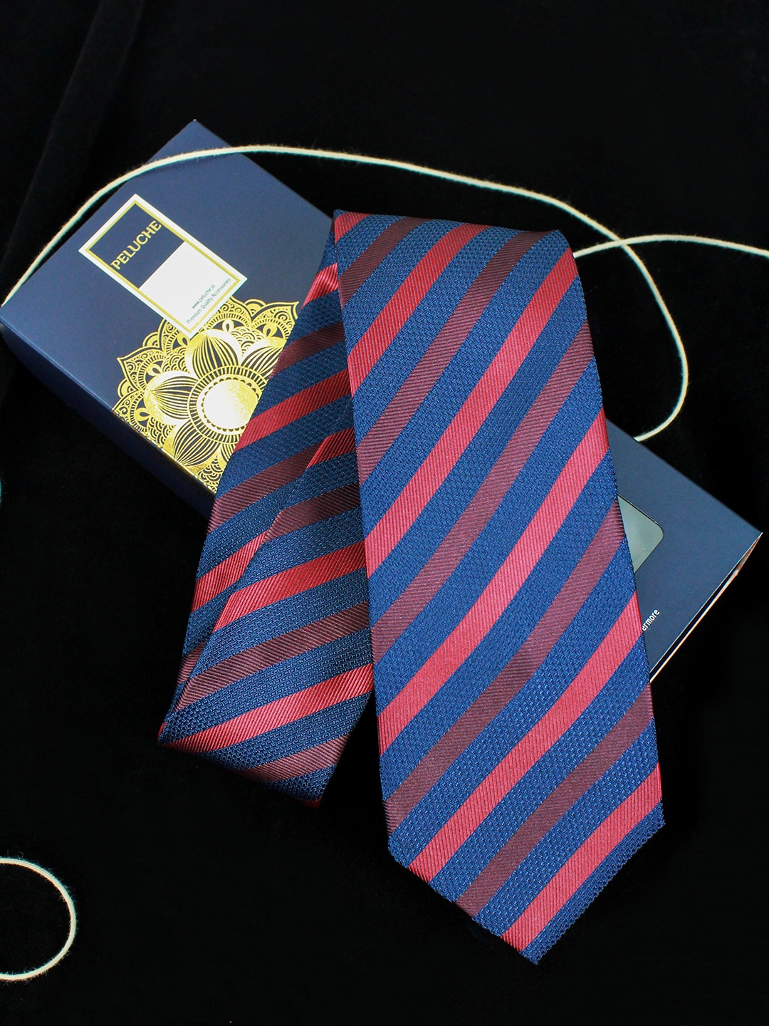 

PELUCHE Navy Blue & Red Striped Broad Tie