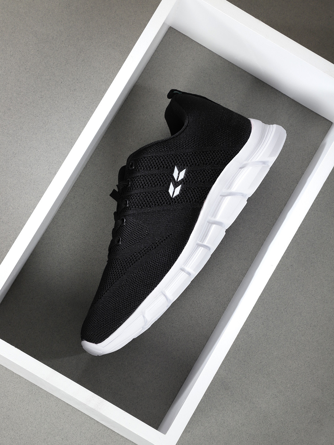 

Crew STREET Men Black Woven Design Running Shoes
