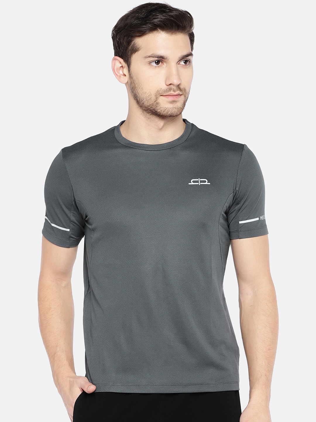 

Heelium Men Grey Solid Round Neck T-shirt