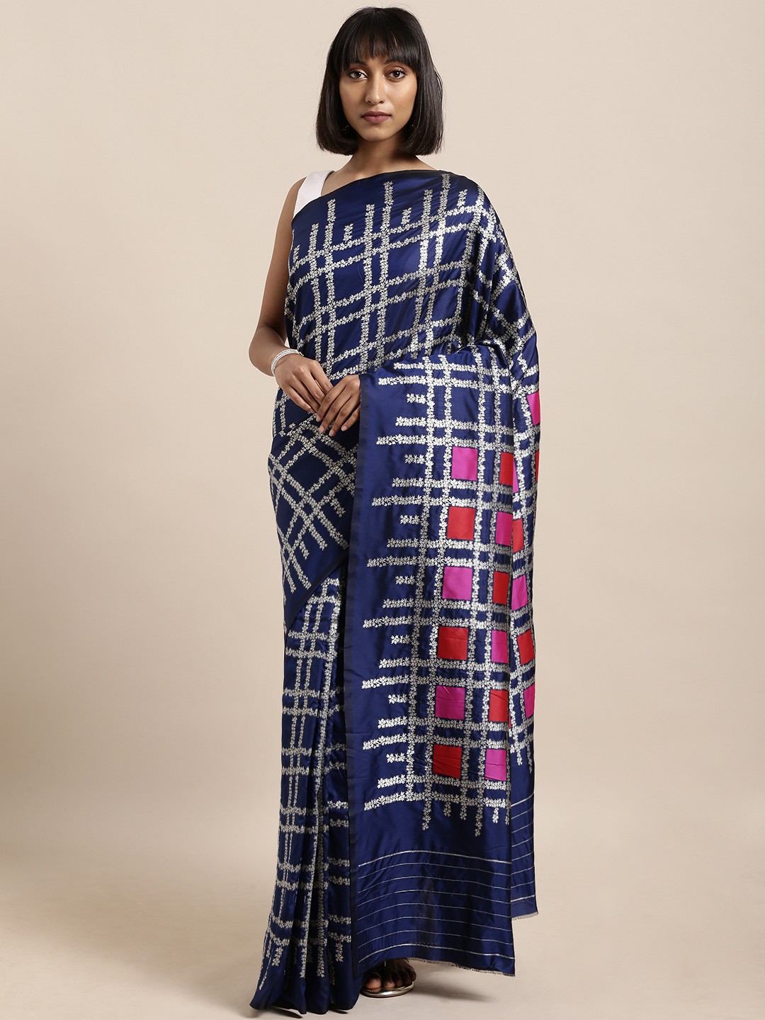 

Mitera Navy Blue & White Silk Blend Checked Kanjeevaram Saree