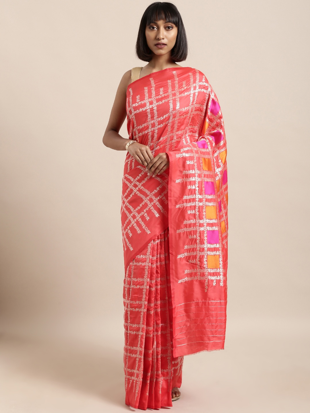 

Mitera Peach-Coloured & White Silk Blend Checked Kanjeevaram Saree