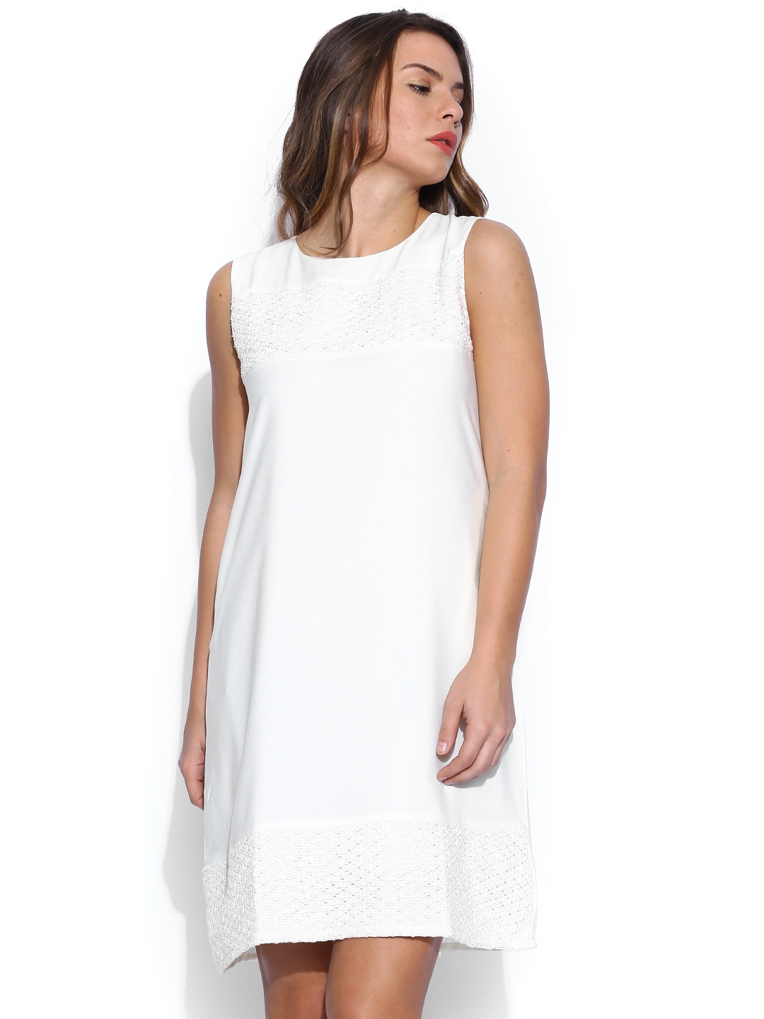 

Tokyo Talkies Cream-Coloured Shift Dress