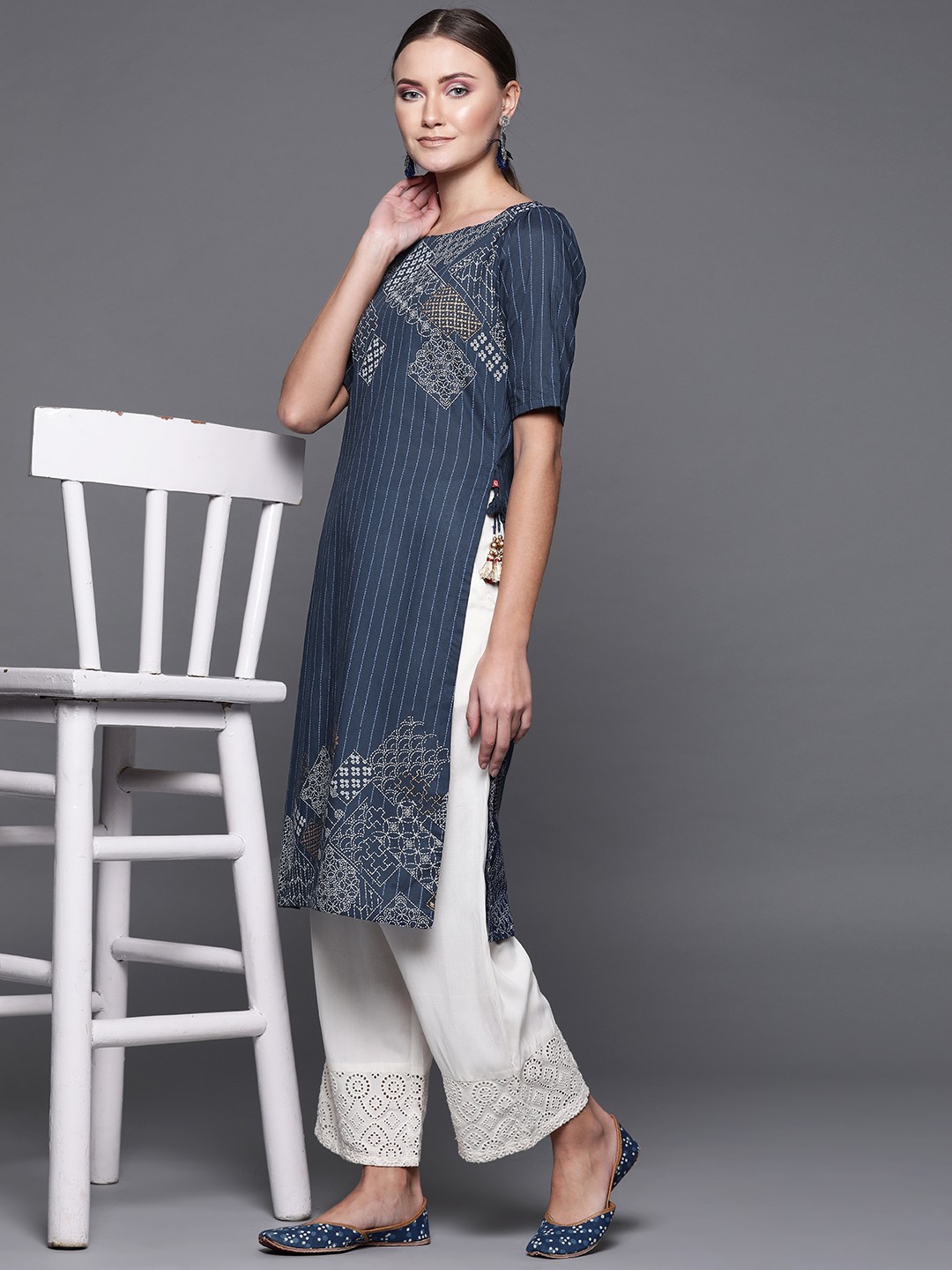

Biba Women Navy Blue & White Printed Straight Kurta