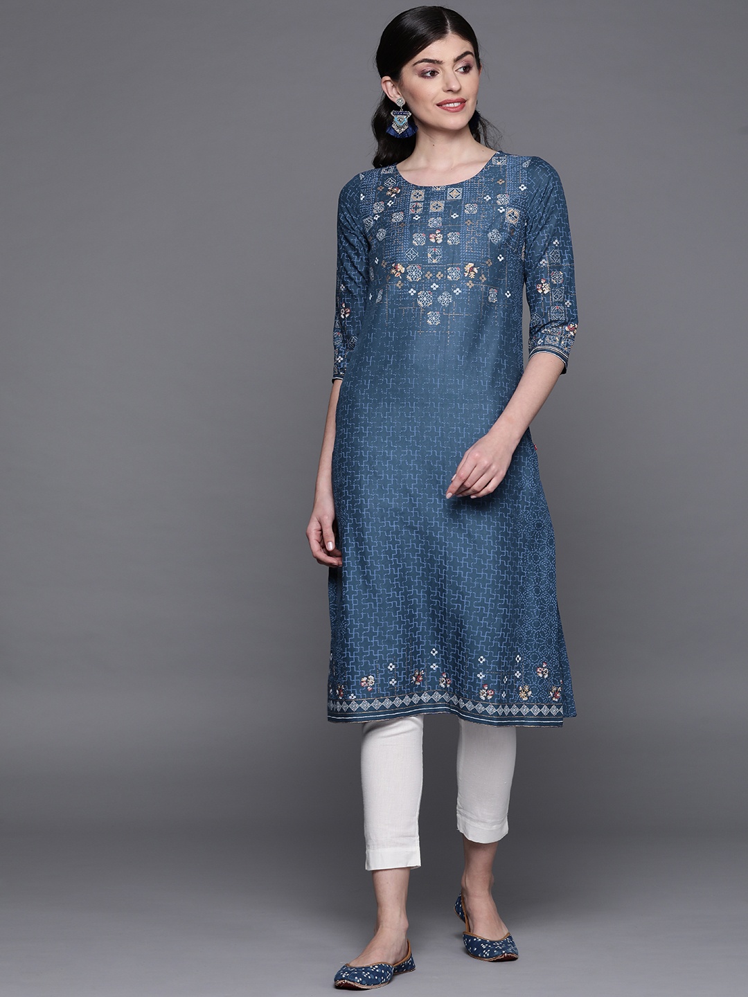 

Biba Women Blue & Golden Printed Straight Kurta