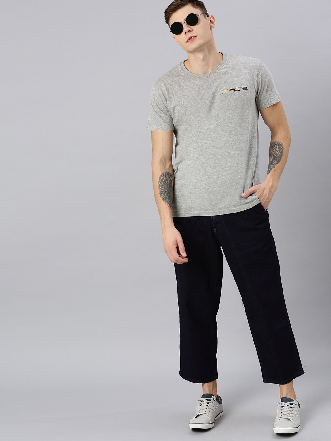 

Mast & Harbour Men Blue Regular Fit Mid-Rise Clean Look Stretchable Jeans