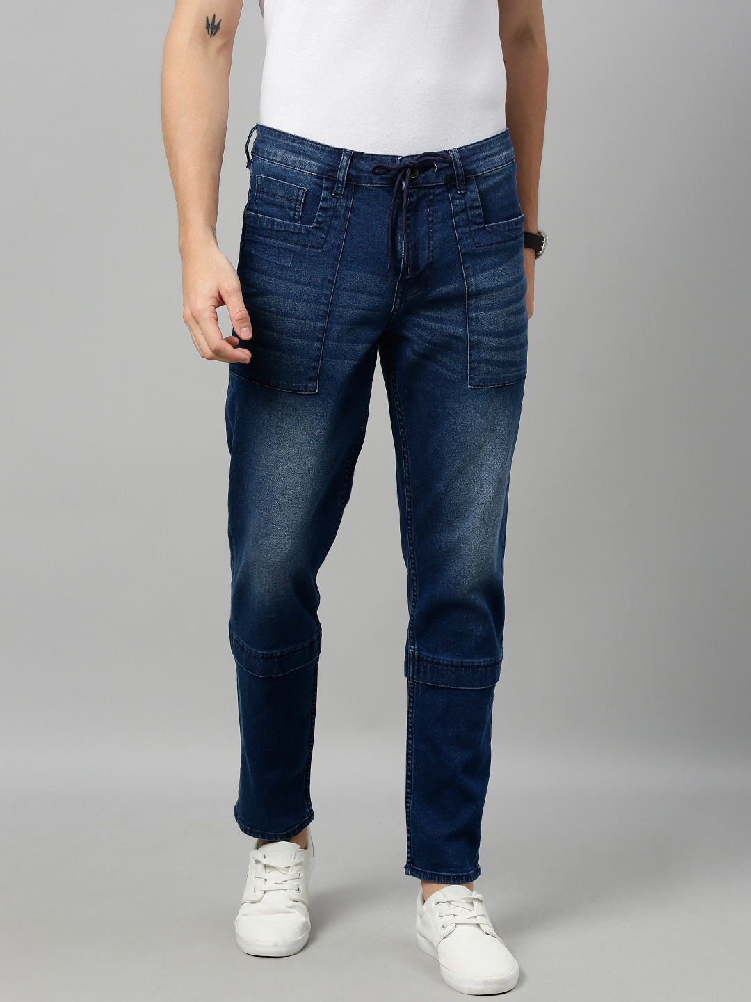 

Mast & Harbour Men Blue Carrot Fit Mid-Rise Clean Look Stretchable Jeans