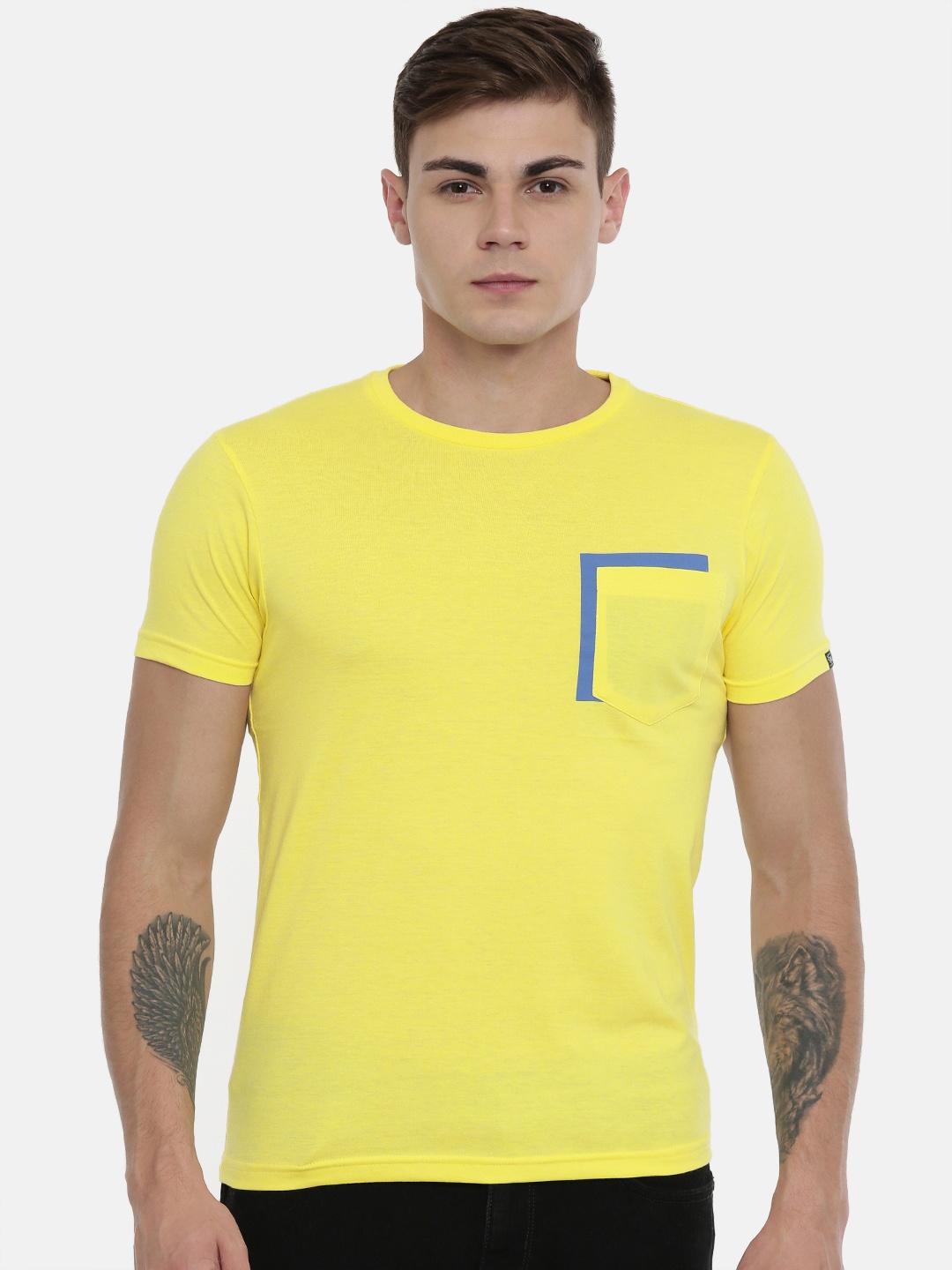 

Pepe Jeans Men Yellow Slim Fit Solid Round Neck T-shirt With Chest Pocket