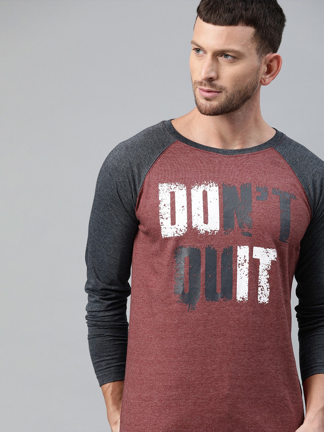 

Urbano Fashion Men Maroon Printed Slim Fit Round Neck T-shirt