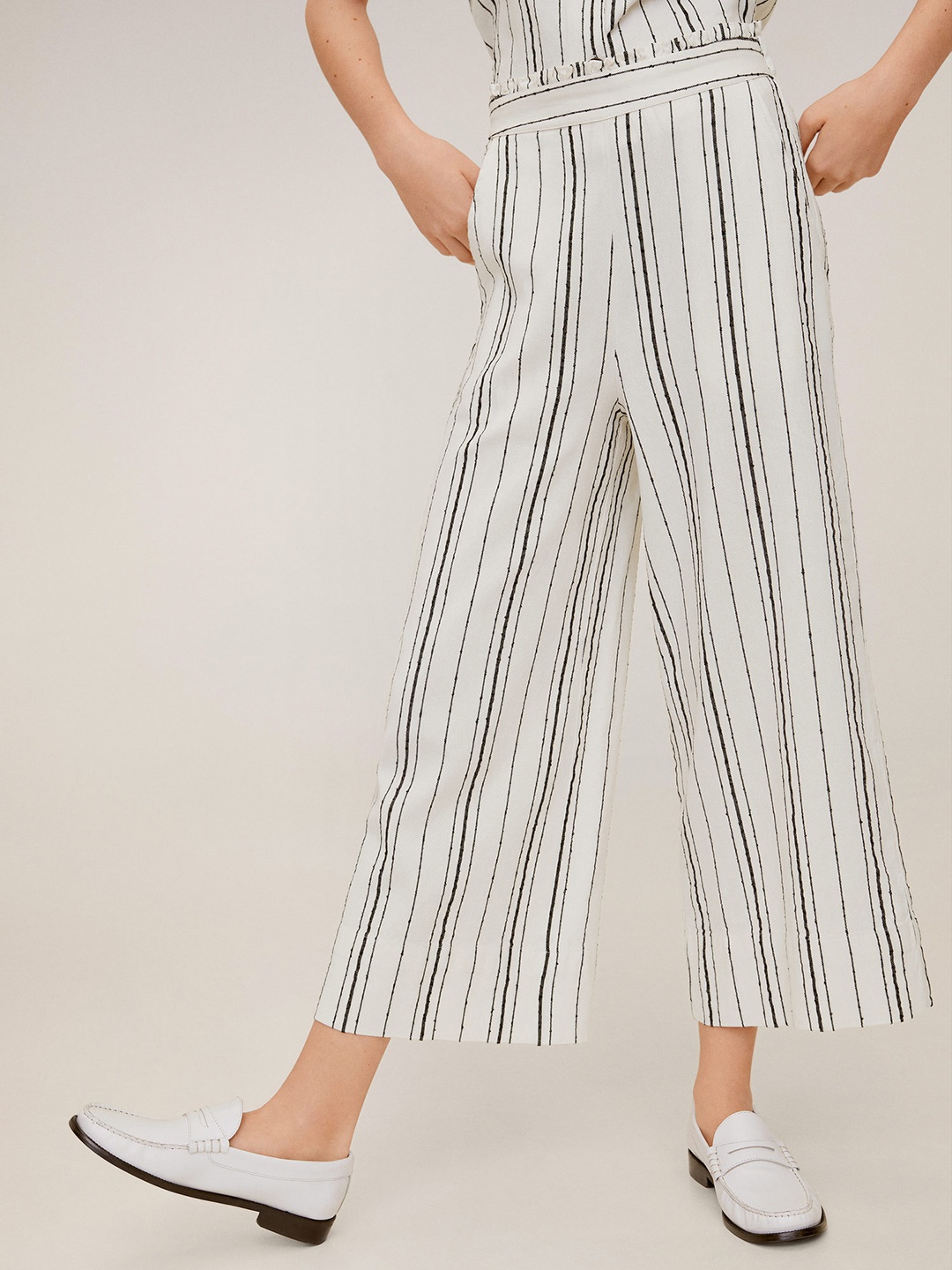 

MANGO Women Off-White & Black Regular Fit Striped Parallel Cropped Trousers
